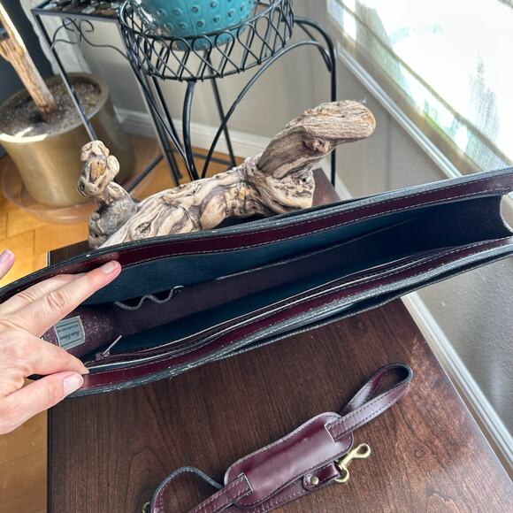 Vintage Maxine Richardson leather burgundy portfolio briefcase USA made - Picture 11 of 15